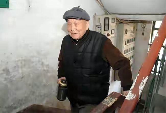 克莱拉与熊的秘密