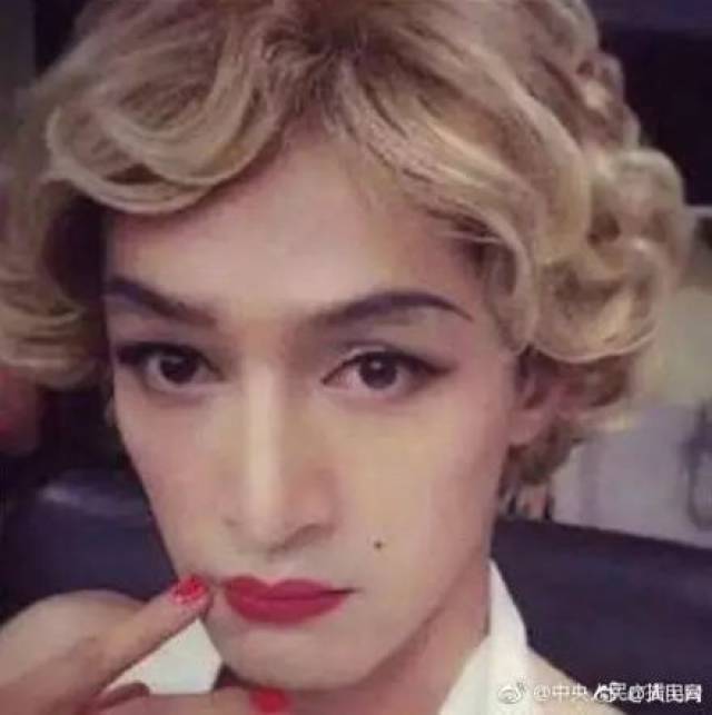 嘻嘻嘻嘻吸血鬼