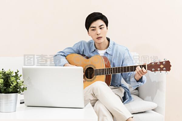 名侦探柯南:银翼的魔术师