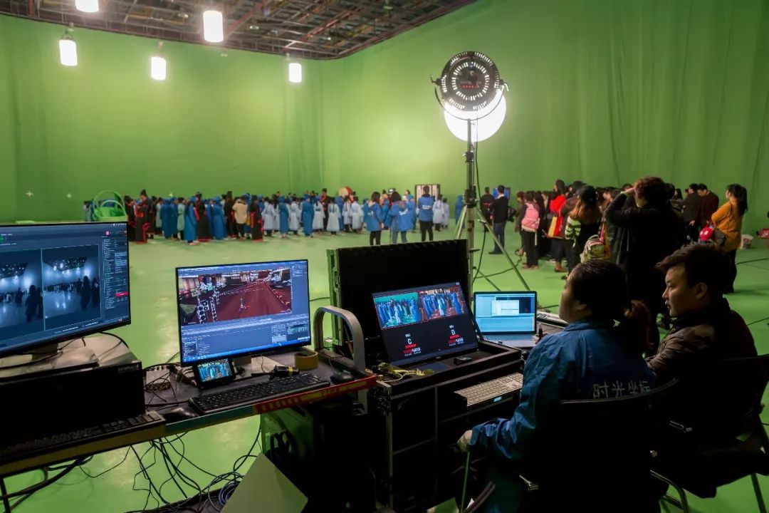 哮天神犬勇闯龙宫